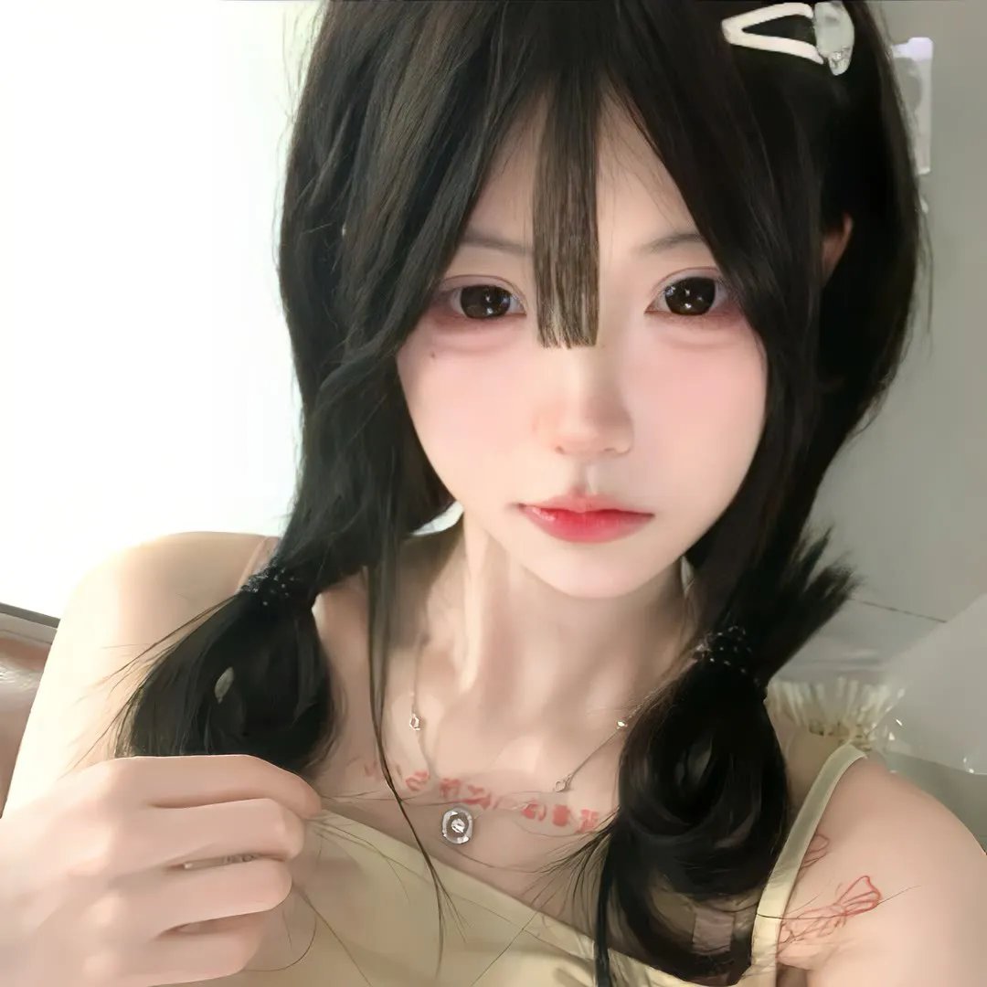 和离回娘家住茅草屋，赚钱养崽忙